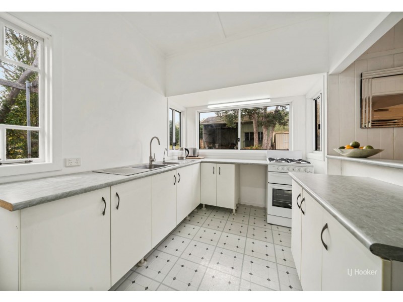 54 Railway Terrace, Moore QLD 4306