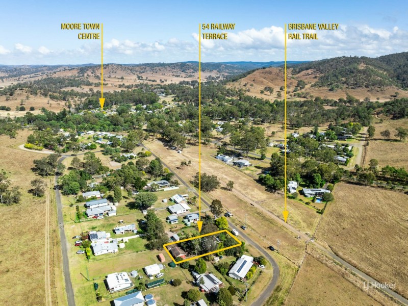 54 Railway Terrace, Moore QLD 4306