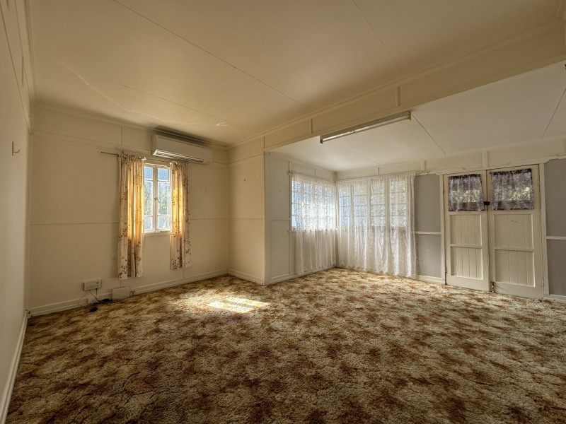 51 Charles Street, Toogoolawah QLD 4313