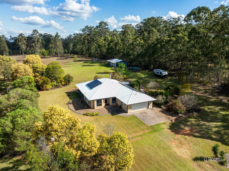 34 Countess Court, Mount Hallen QLD 4312