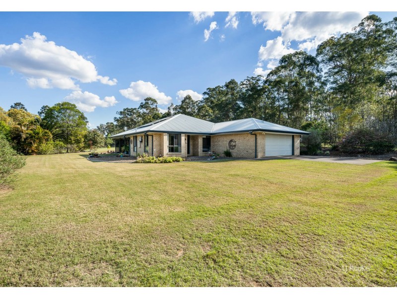 34 Countess Court, Mount Hallen QLD 4312