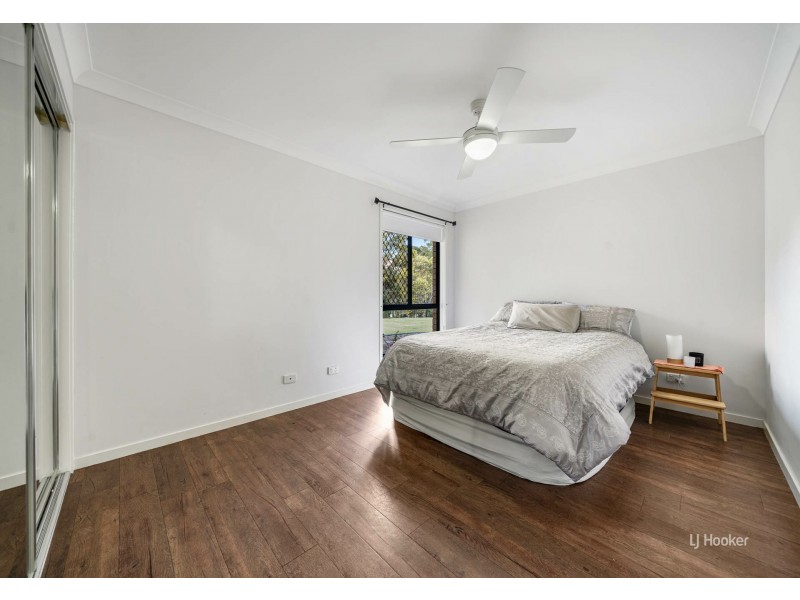 34 Countess Court, Mount Hallen QLD 4312