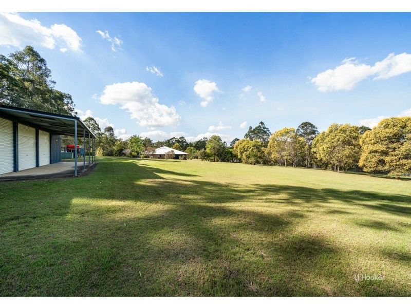 34 Countess Court, Mount Hallen QLD 4312