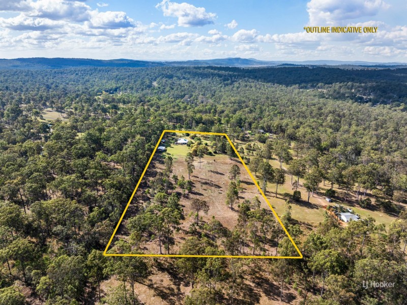 34 Countess Court, Mount Hallen QLD 4312