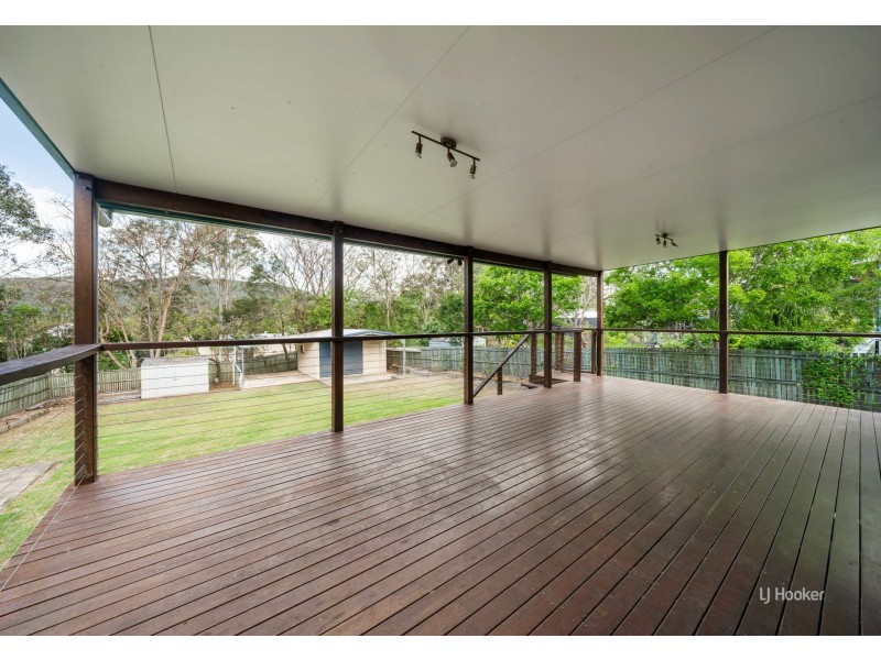 24 Down Street, Esk QLD 4312