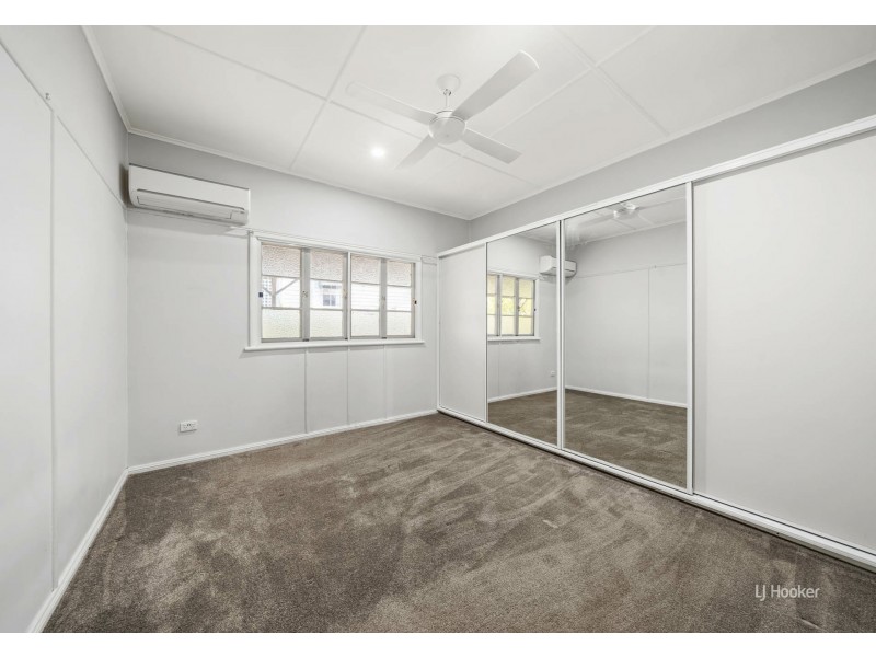 24 Down Street, Esk QLD 4312