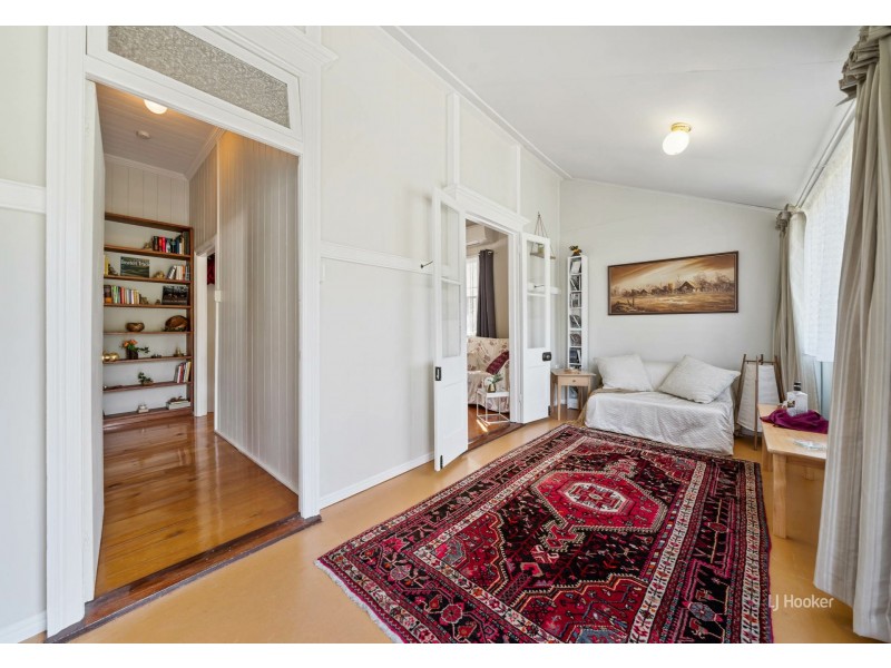 21 William Street, Linville QLD 4306