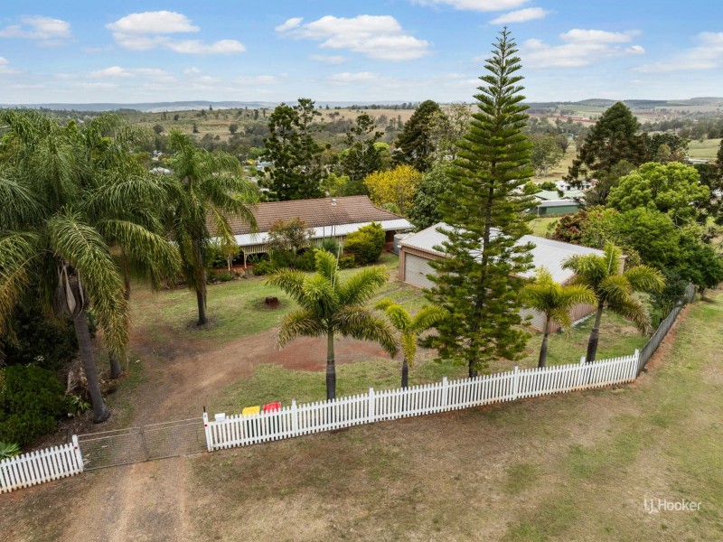 2 Rosalie Drive, Yarraman QLD 4614