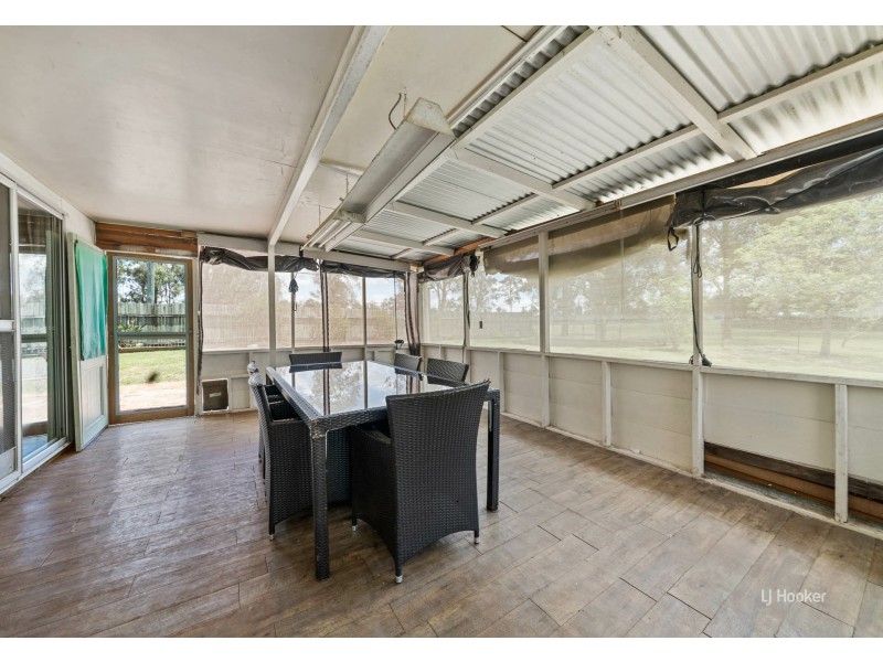 23 Mary Street, Toogoolawah QLD 4313