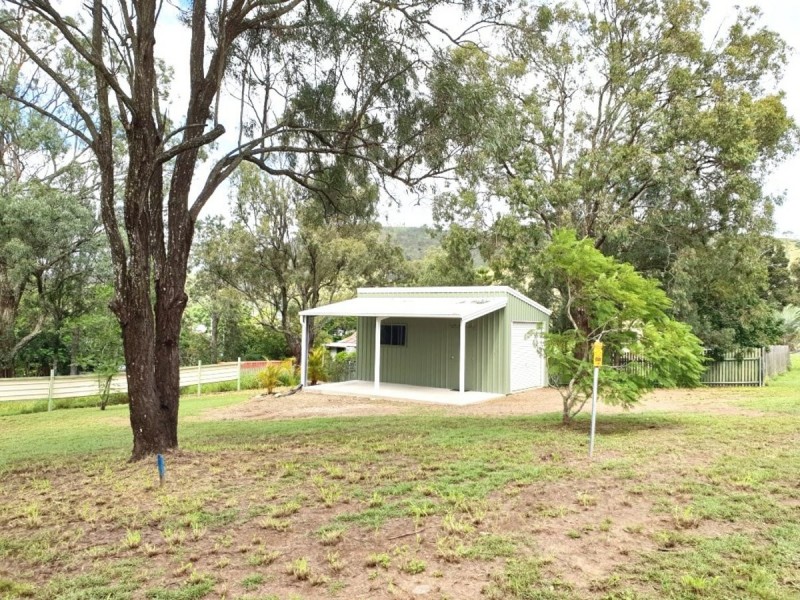 27 William Street, Linville QLD 4306