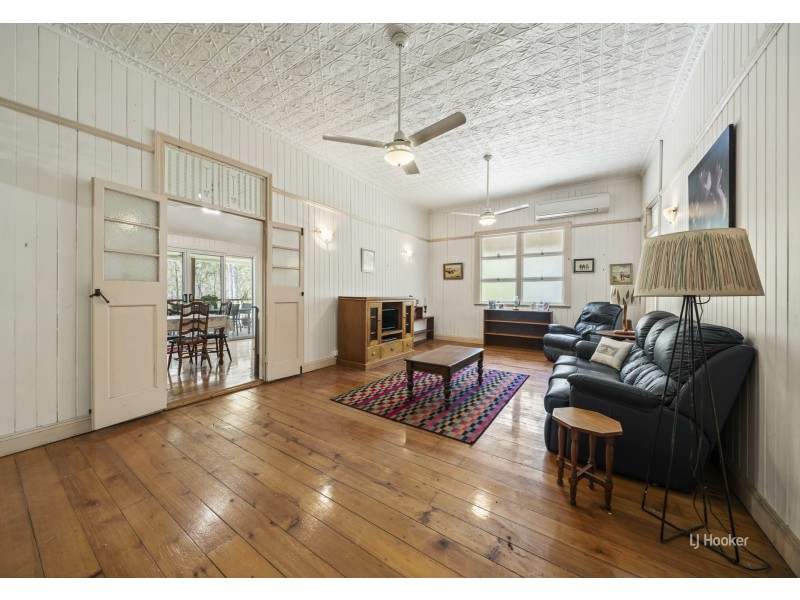 528 Willaura Drive, Mount Hallen QLD 4312