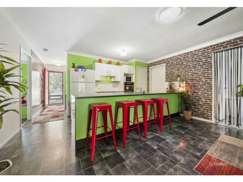 15 Blackbutt Street, Blackbutt QLD 4306