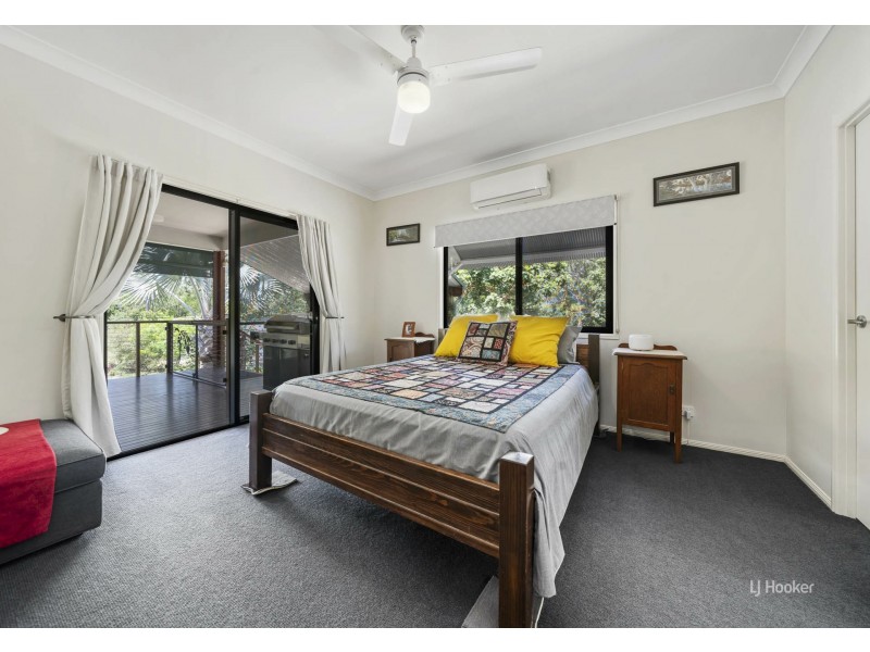 97 Outlook Drive, Esk QLD 4312