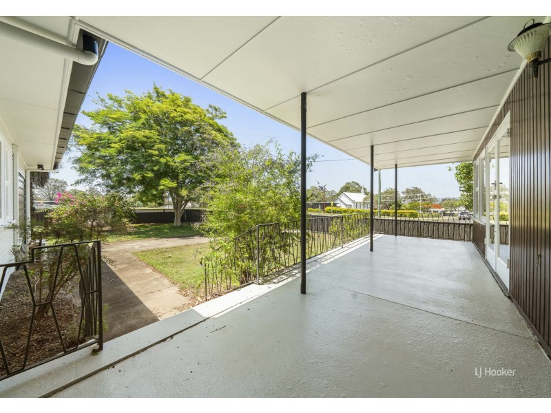 14 Bellambi Street, Toogoolawah QLD 4313