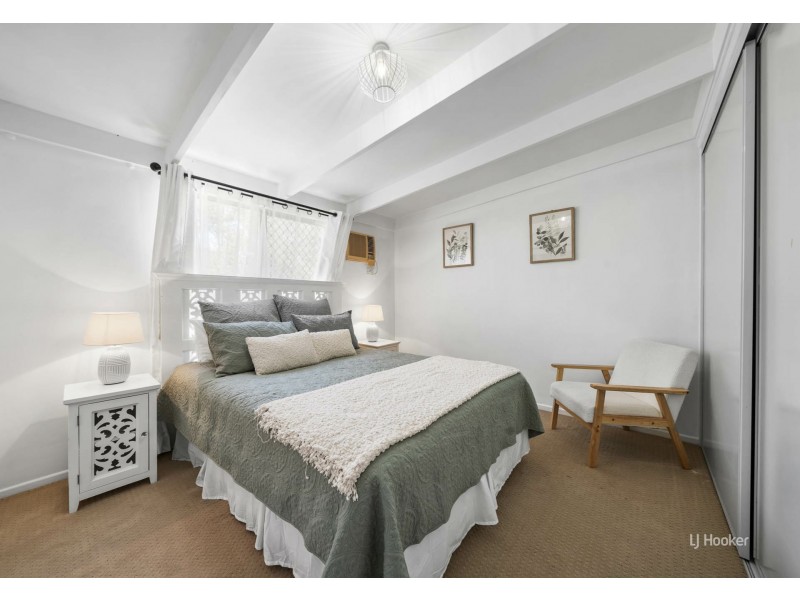 1 Guldbransen Street, Somerset Dam QLD 4312