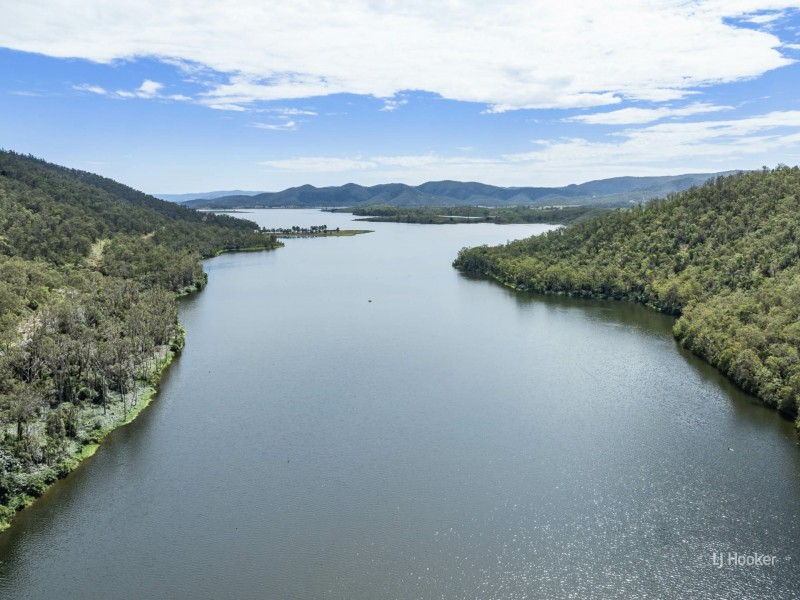 1 Guldbransen Street, Somerset Dam QLD 4312
