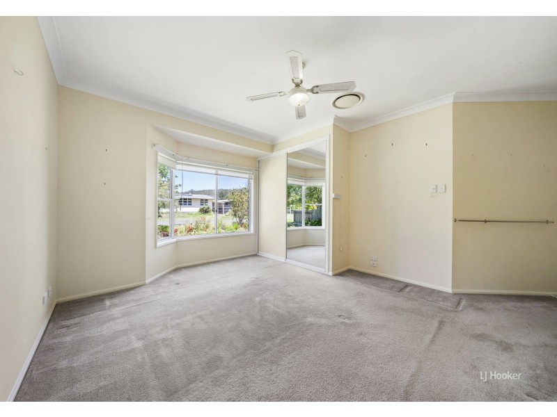 19 Russell Street, Esk QLD 4312