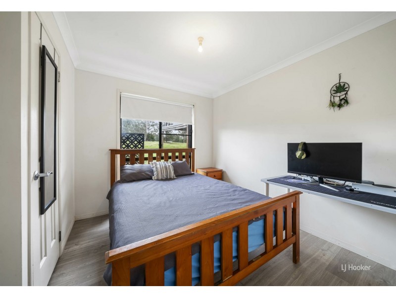 21 Railway Street, Blackbutt QLD 4306