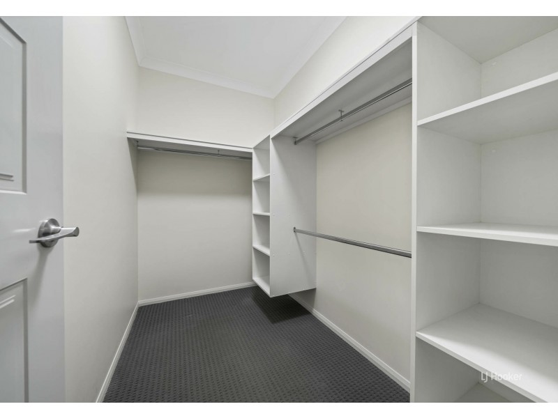 14 Middle Street, Esk QLD 4312