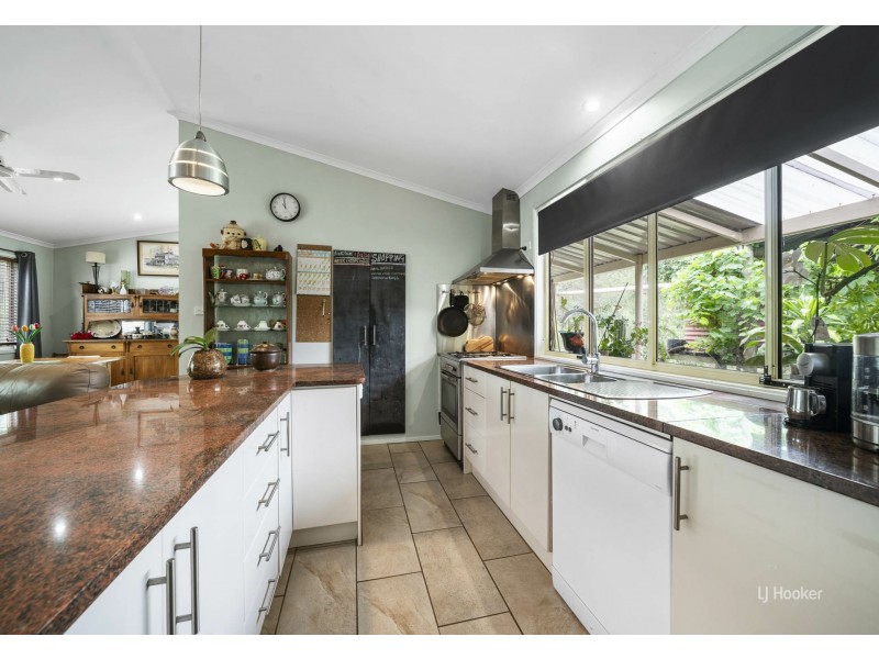 171 Gilliland Crescent, Blackbutt QLD 4306