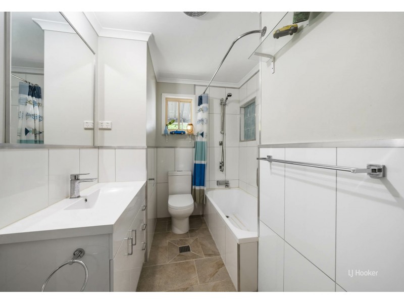 171 Gilliland Crescent, Blackbutt QLD 4306