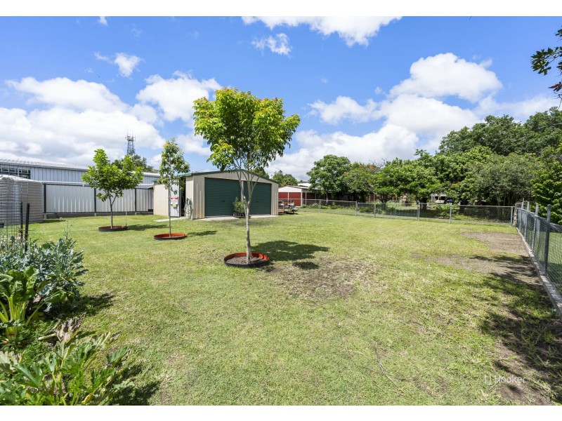 17 Cairnscroft Street, Toogoolawah QLD 4313