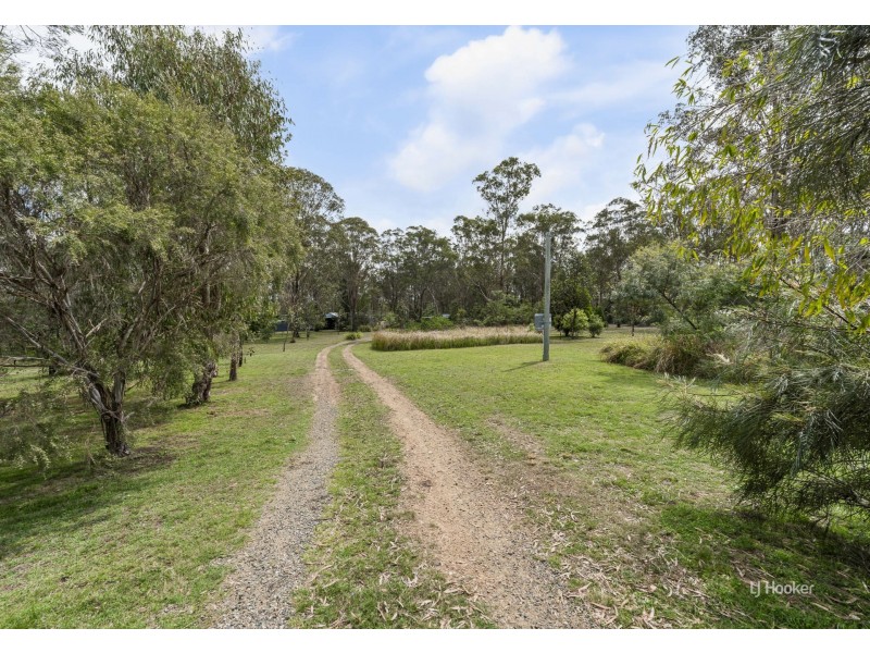 135 Sutherland Drive, Taromeo QLD 4306