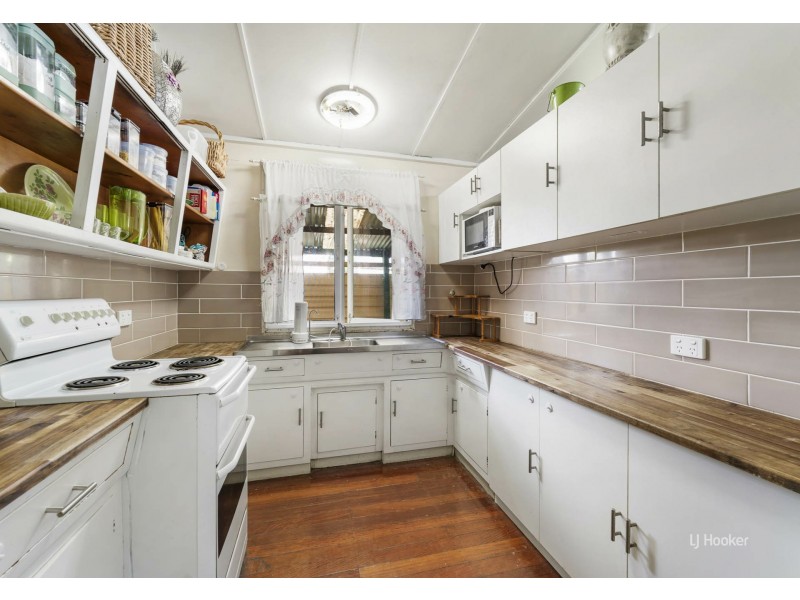 42 George Street, Toogoolawah QLD 4313