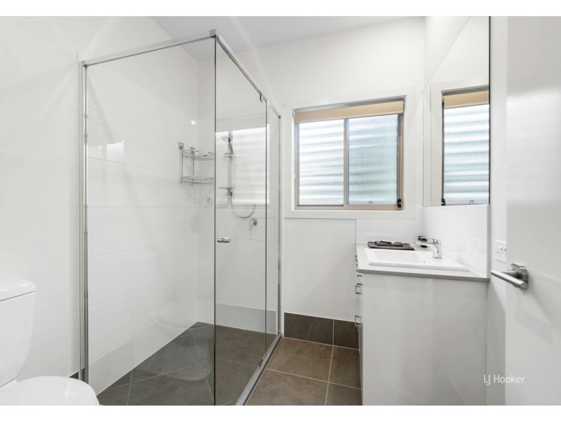 2 Rocky Street, Somerset Dam QLD 4312