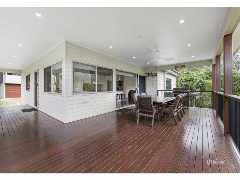 2 Rocky Street, Somerset Dam QLD 4312