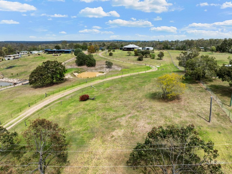 19 Sutherland Drive, Taromeo QLD 4306