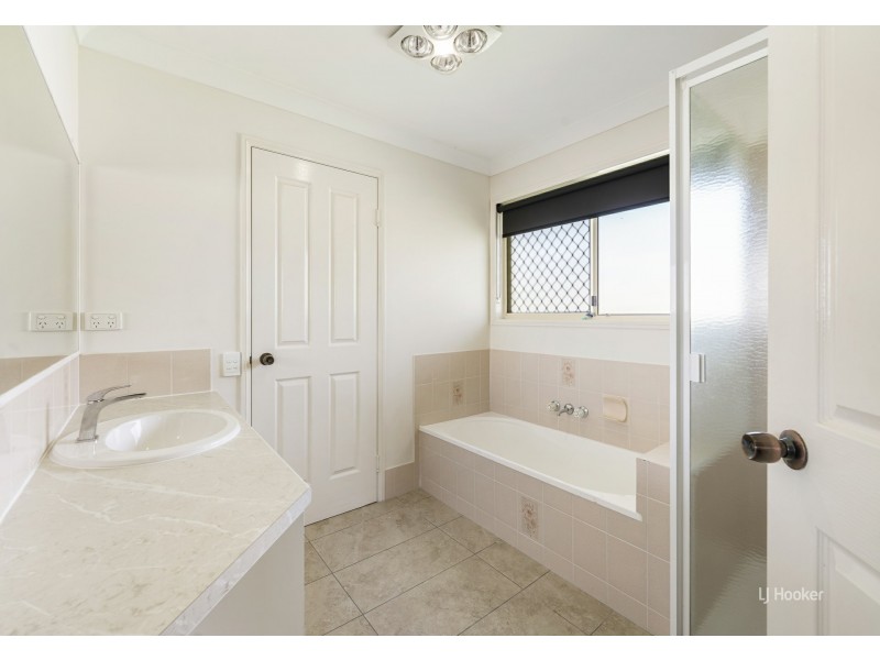 65 Carralluma Crescent, Fernvale QLD 4306