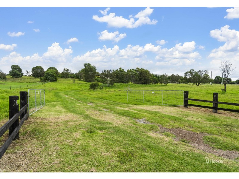 79 David Road, Taromeo QLD 4306