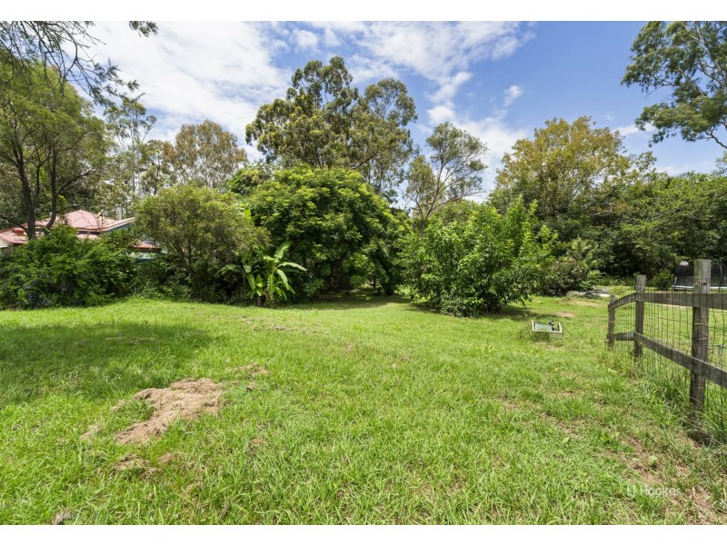 6 Paterson Road, Moore QLD 4306