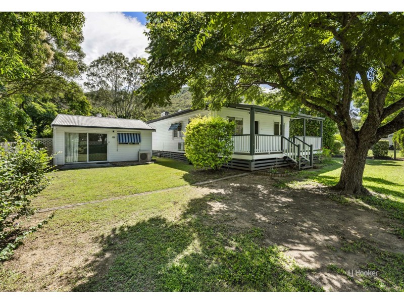 3 Russell Street, Esk QLD 4312