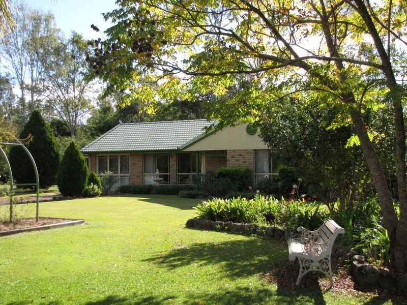 242 Esk Hampton, Esk QLD 4312