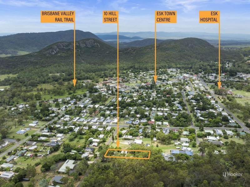 10 Hill Street, Esk QLD 4312