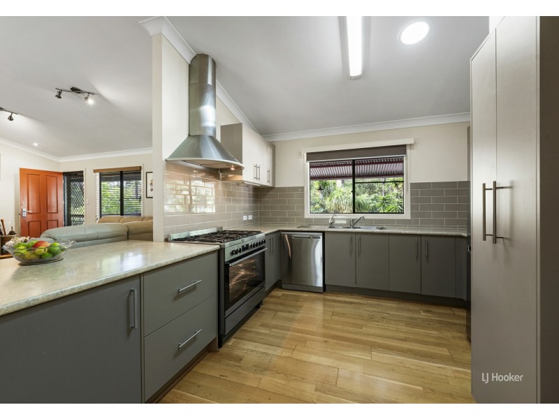 121 Packer Road, Blackbutt North QLD 4306