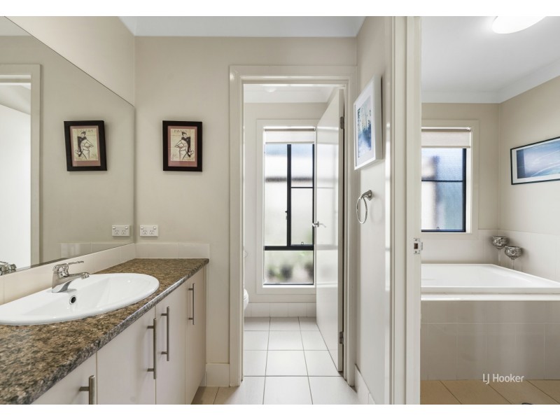 121 Packer Road, Blackbutt North QLD 4306