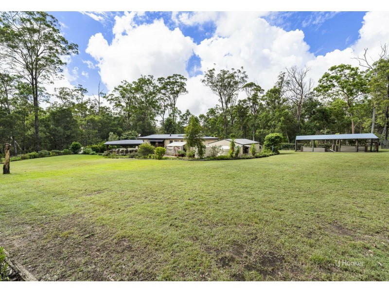 121 Packer Road, Blackbutt North QLD 4306