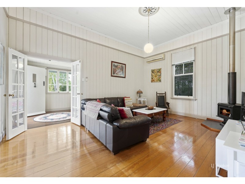 65 Highland Street, Esk QLD 4312