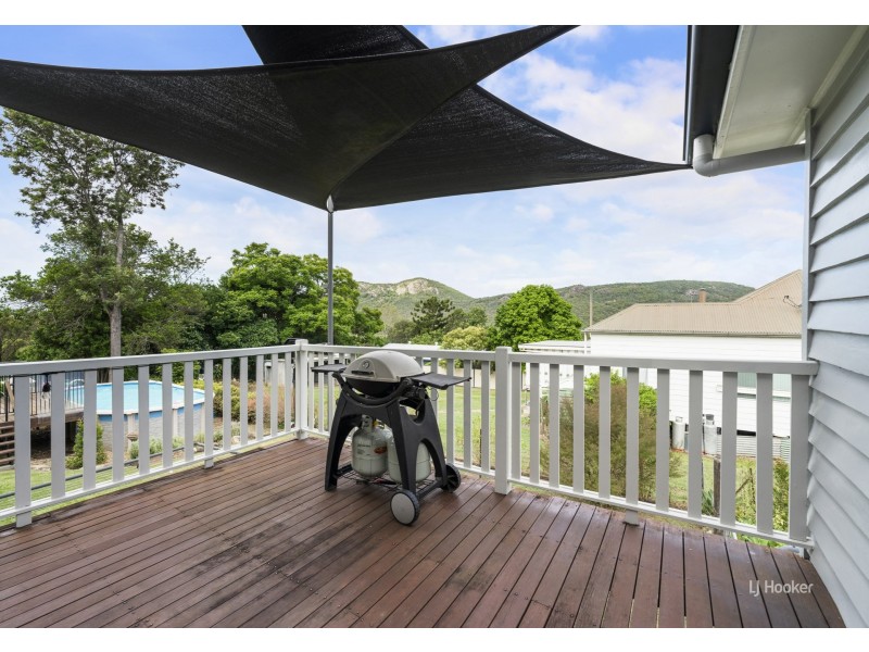 65 Highland Street, Esk QLD 4312