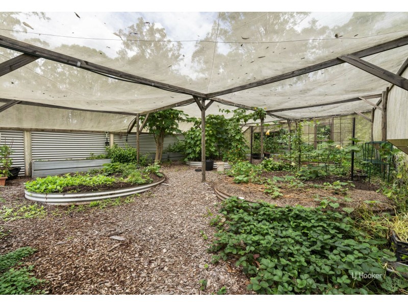 116 Crumpton Drive, Blackbutt QLD 4306