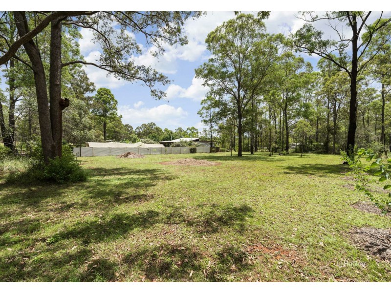 116 Crumpton Drive, Blackbutt QLD 4306