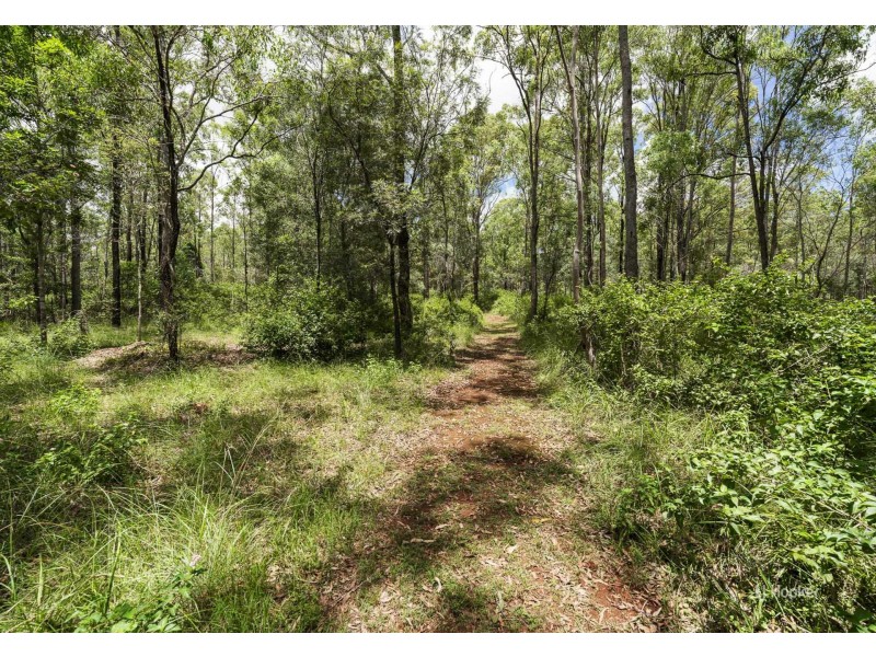 116 Crumpton Drive, Blackbutt QLD 4306