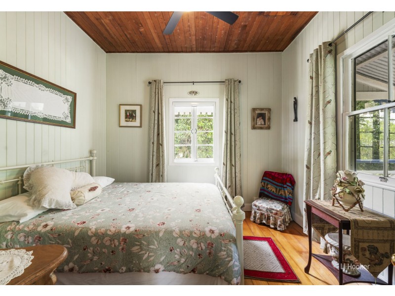 19 John Street, Linville QLD 4306