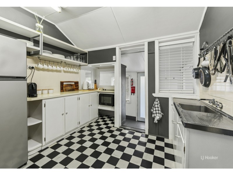 2 Albert Street, Somerset Dam QLD 4312