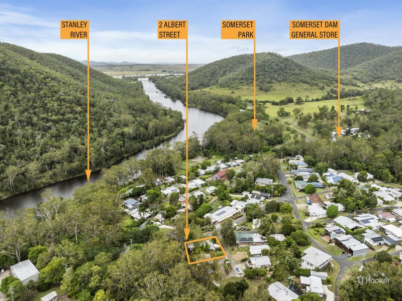 2 Albert Street, Somerset Dam QLD 4312