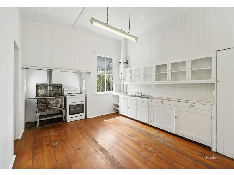 293 Bowman Road, Blackbutt North QLD 4306