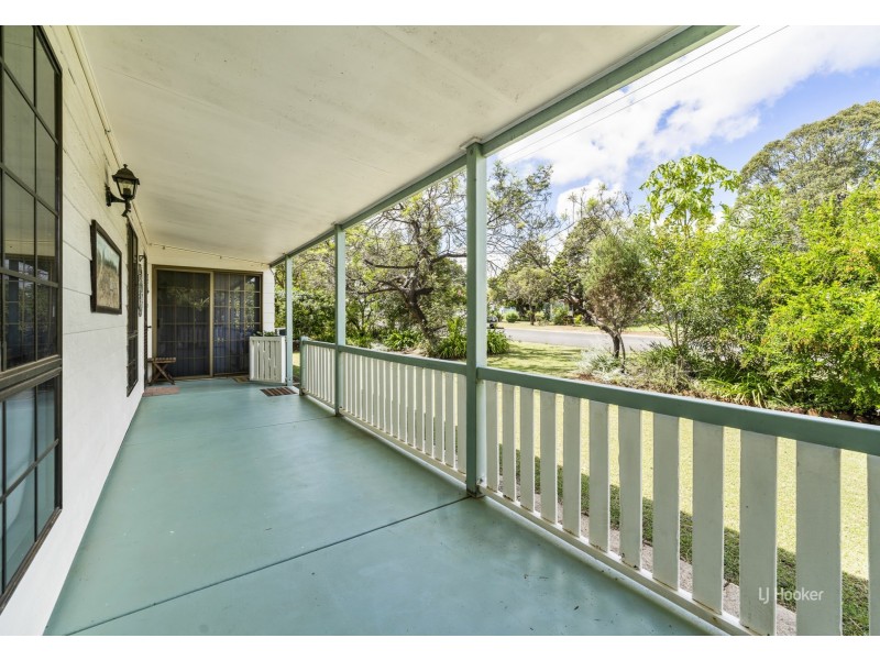 4 Douglas Street, Blackbutt QLD 4306